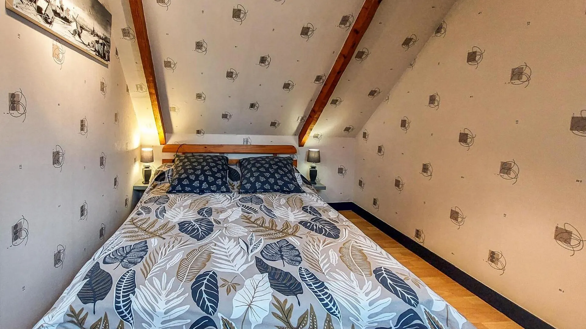 Tatil Evi Beautiful Home In Plouha With Kitchen